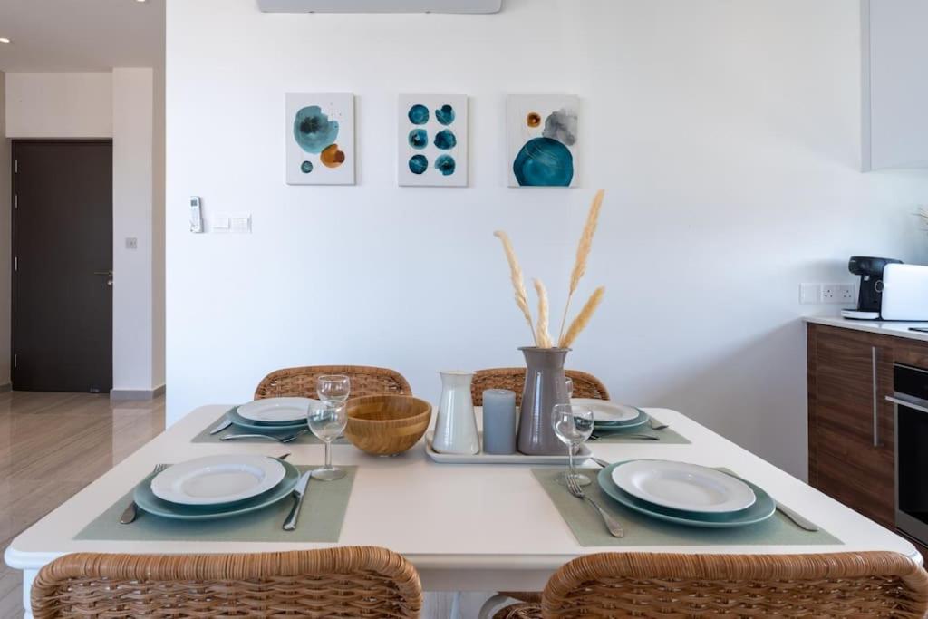 Thalassa 2-Bedroom Apartment In Larnaca Exteriér fotografie