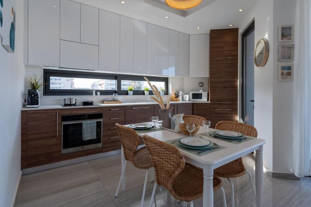 Thalassa 2-Bedroom Apartment In Larnaca Exteriér fotografie